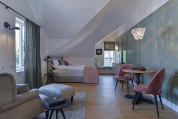 تختخواب و صبحانه Konrads Limburg   Hotel & Gästehaus