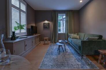 تختخواب و صبحانه Konrads Limburg   Hotel & Gästehaus