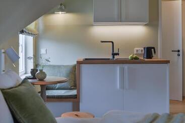 تختخواب و صبحانه Konrads Limburg   Hotel & Gästehaus