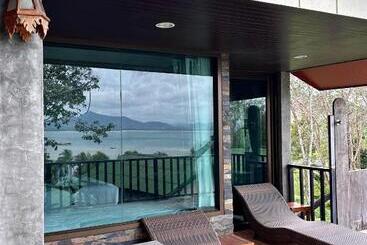 هتل Rinna Resort