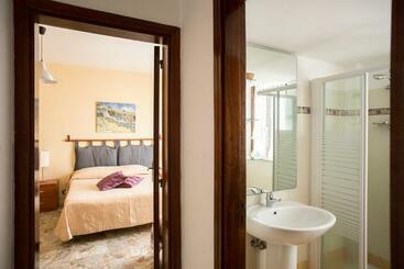 Attiko B&b