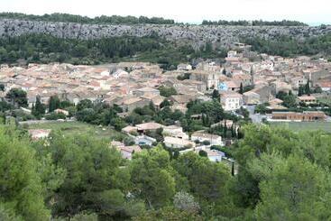 تختخواب و صبحانه Domaine De La Clotte