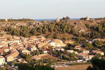 تختخواب و صبحانه Domaine De La Clotte