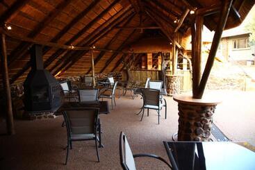 تختخواب و صبحانه Tidimalo Lodge