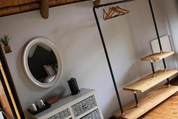 تختخواب و صبحانه Tidimalo Lodge