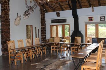 تختخواب و صبحانه Tidimalo Lodge