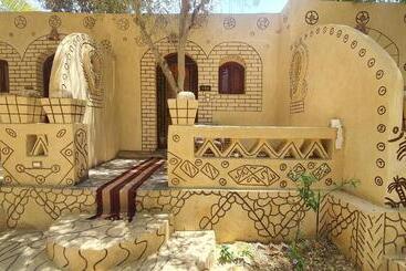 هتل Mountain Camp Ali Khaled