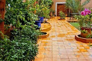 پانسیون Riad Fennec Sahara