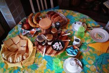 پانسیون Zizzihome Bed And Breakfast