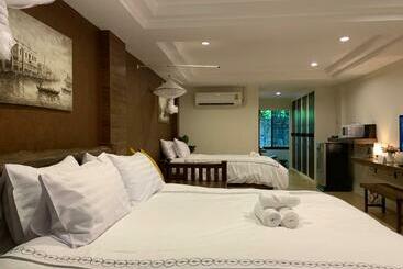 استراحتگاه Namtok Sarika Resotel