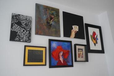 هاستل Coworking Studio