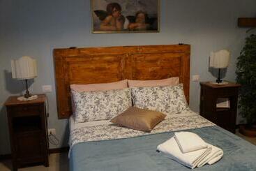 پانسیون La Brigata Apartments Suite Room