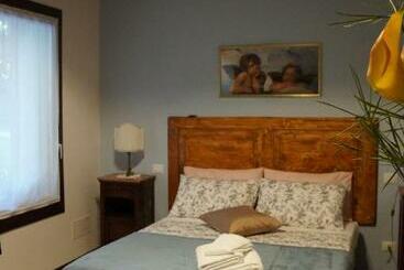 پانسیون La Brigata Apartments Suite Room