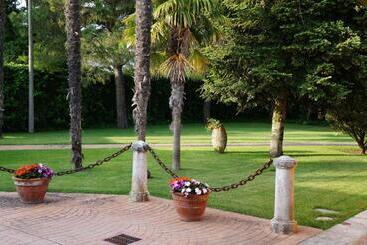 پانسیون La Brigata Apartments Suite Room