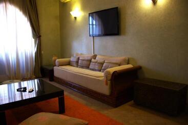 استراحتگاه Villa Thaifa