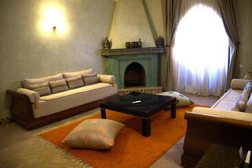 استراحتگاه Villa Thaifa
