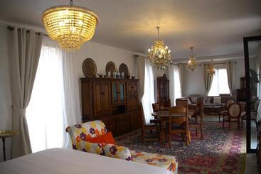 استراحتگاه Villa Thaifa