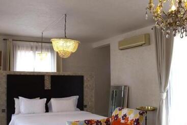 استراحتگاه Villa Thaifa