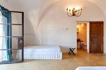 تختخواب و صبحانه Casina Solatia