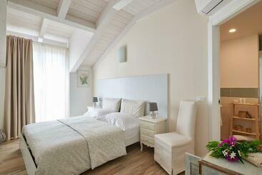 هتل Agriturismo Casastella