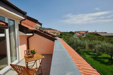 هتل Agriturismo Casastella