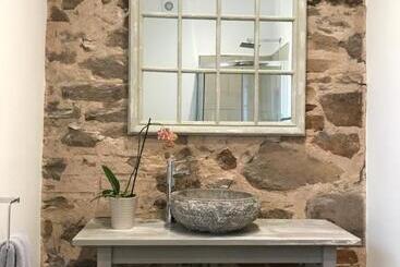 هتل The Hayloft Cheshire