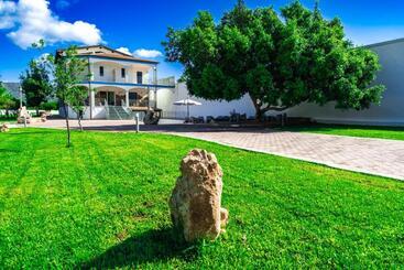 펜션 Borgo Albador Rooms