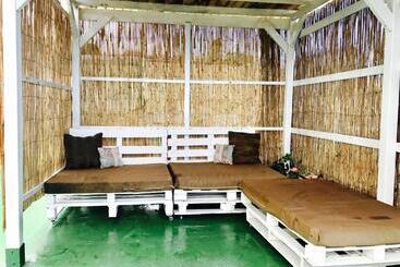 پانسیون Wifi Tenerife Sur Guest House