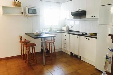 پانسیون Wifi Tenerife Sur Guest House