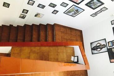 پانسیون Wifi Tenerife Sur Guest House