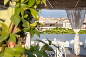تختخواب و صبحانه Marla S Boutique Rooms