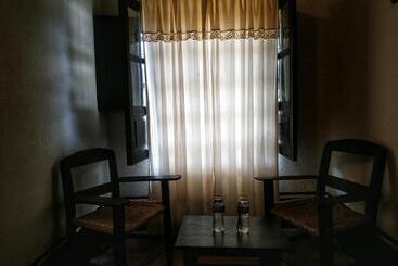 هتل La Casona De La Esmeralda