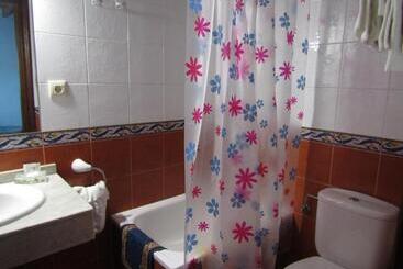 هتل Rural La Casona Del Fraile