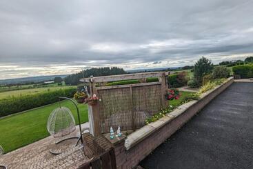 تختخواب و صبحانه Antrim Heights Bnb