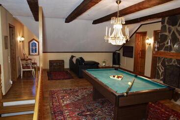 Hidingsta Gård B&b