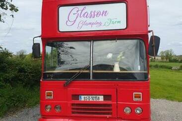 هتل Glasson Glamping Farm