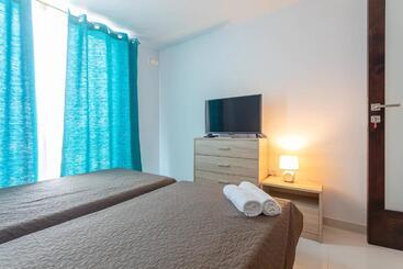 پانسیون Belvedere Airport Suites