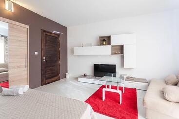 پانسیون Belvedere Airport Suites