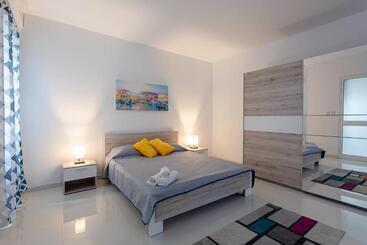 پانسیون Belvedere Airport Suites
