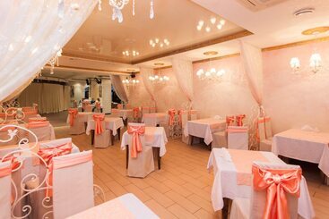 Amaks Premier Hotel