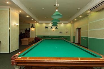 Amaks Premier Hotel