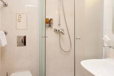 Amaks Premier Hotel