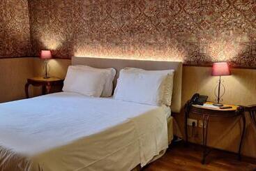 تختخواب و صبحانه Welcome House