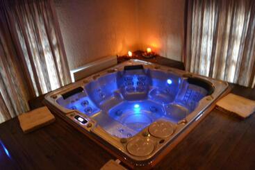 Filoxenia Hotel & Spa