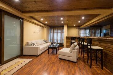 Filoxenia Hotel & Spa