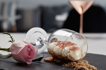 هتل Absolute Mykonos Suites & More