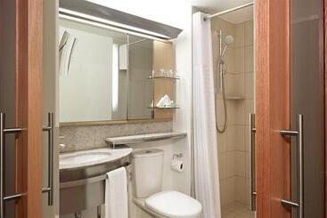 Club Quarters Hotel Covent Garden Holborn, London