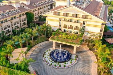 هتل Crystal Palace Luxury Resort & Spa   All Inclusive