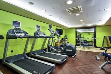 هتل Doubletree By Hilton  Novosibirsk