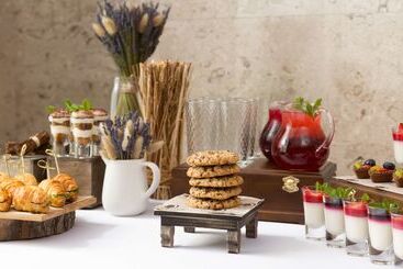هتل Doubletree By Hilton  Novosibirsk